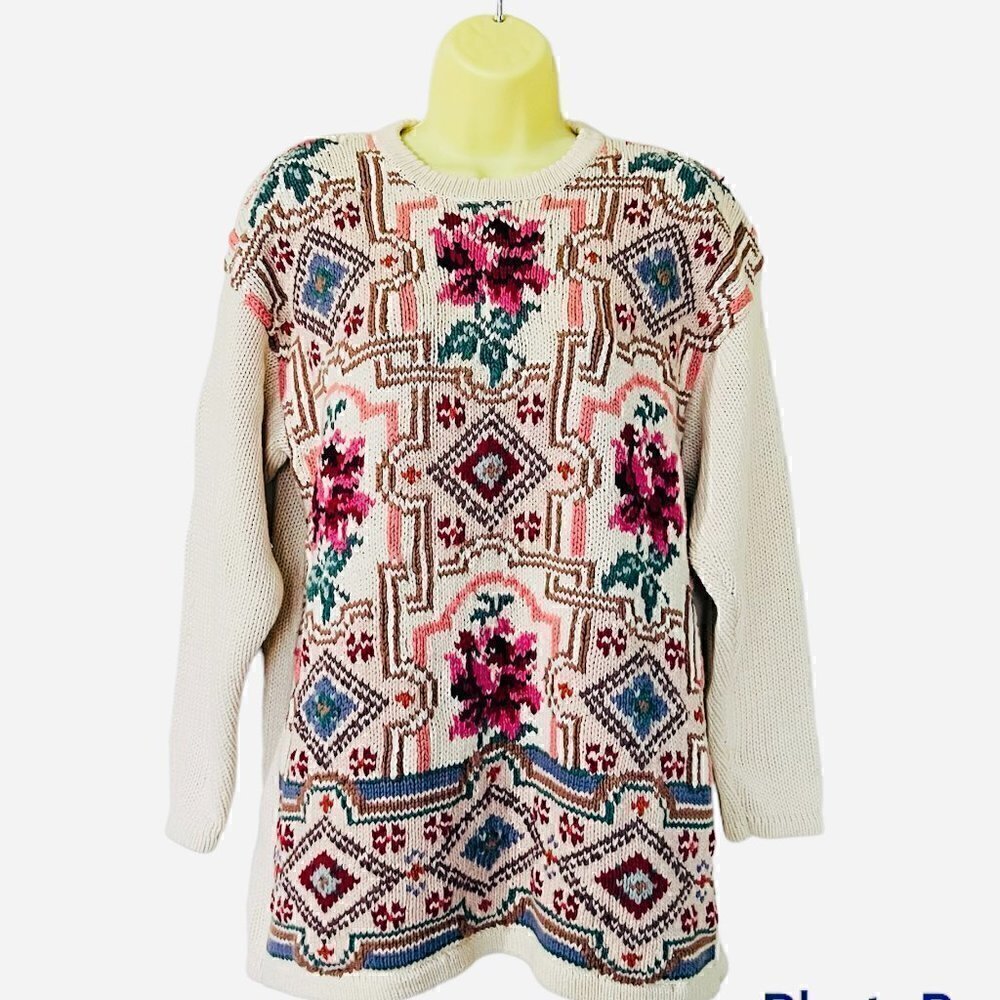 Vintage Floral Embroidered Grandma Fisherman Chunky Beige Sweater. Size Medium